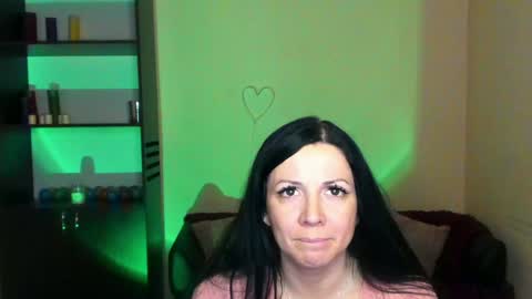 Alika online show from 01/06/25, 12:24