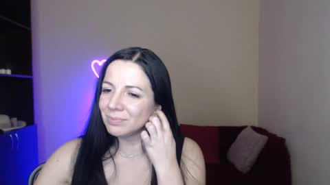 Alika online show from 02/05/25, 03:52