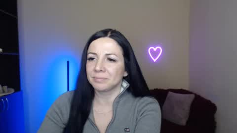 Alika online show from 02/21/25, 12:28