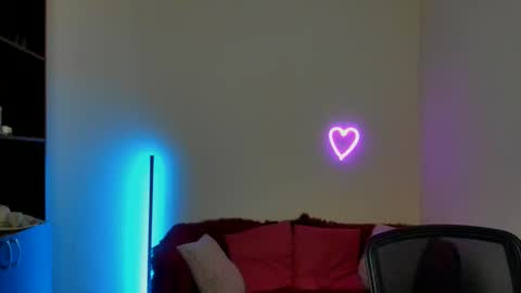 Alika online show from 03/06/25, 05:11