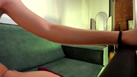 alika shy online show from 02/13/25, 06:59