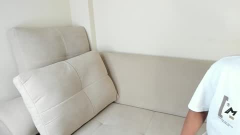 Snapshot of alikuskya chatting on 09/15/25, 01:49 Dan online show from 09/15/25, 01:49