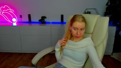 Alina online show from 11/13/25, 06:56