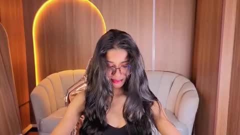 Snapshot of alina_b_ chatting on 02/23/26, 08:28 alina_b_ online show from 02/23/26, 08:28