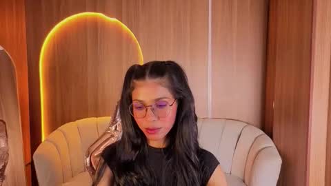 Snapshot of alina_b_ chatting on 03/23/26, 08:13 alina_b_ online show from 03/23/26, 08:13