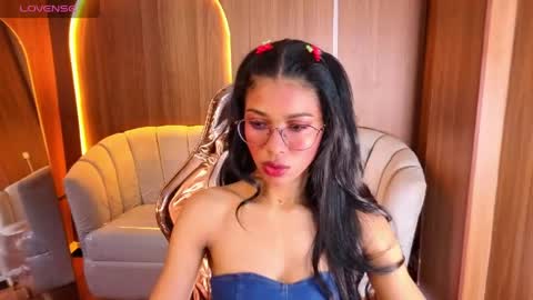 Snapshot of alina_b_ chatting on 04/16/26, 08:09 alina_b_ online show from 04/16/26, 08:09