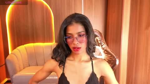 Snapshot of alina_b_ chatting on 04/30/26, 08:04 alina_b_ online show from 04/30/26, 08:04