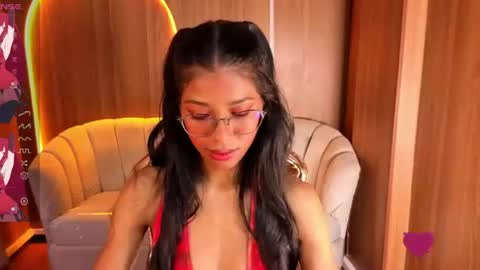 Snapshot of alina_b_ chatting on 06/13/26, 01:31 alina_b_ online show from 06/13/26, 01:31