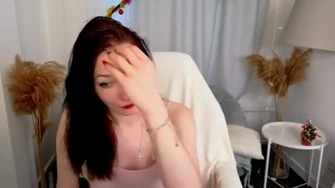 Snapshot of alina_cute_ chatting on 01/04/25, 09:32 Alina online show from 01/04/25, 09:32