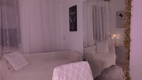 Snapshot of alina_cute_ chatting on 01/09/25, 02:07 Alina online show from 01/09/25, 02:07