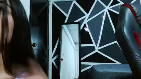 alina_lover online show from 11/12/25, 12:33