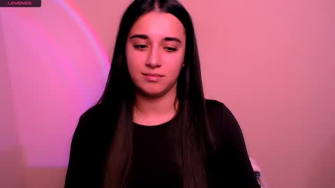 Snapshot of alinaasti_ chatting on 11/08/25, 08:36 Alina online show from 11/08/25, 08:36