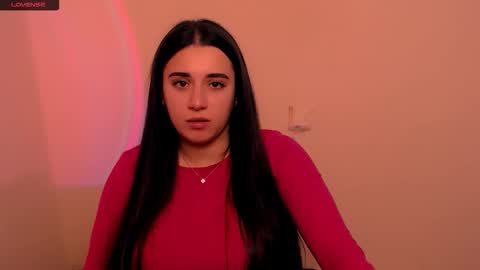 Snapshot of alinaasti_ chatting on 12/15/25, 08:07 Alina online show from 12/15/25, 08:07