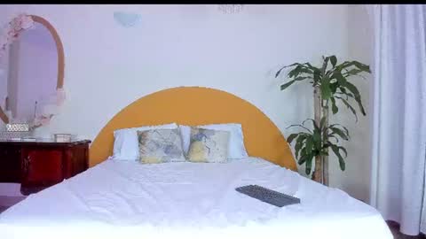 AlinaSimmons online show from 06/11/26, 12:32