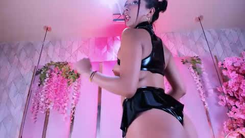 Snapshot of alinasweett chatting on 03/28/26, 03:55 online show from 03/28/26, 03:55