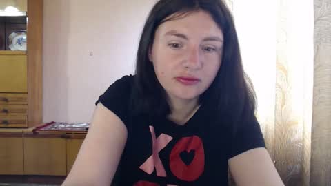 Snapshot of alinaxjames chatting on 04/25/26, 07:00 AlinaxJames online show from 04/25/26, 07:00