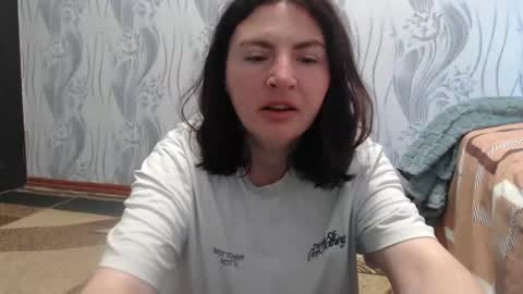 Snapshot of alinaxjames chatting on 06/03/26, 11:02 AlinaxJames online show from 06/03/26, 11:02