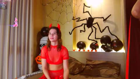 Snapshot of alinka_pashka chatting on 10/24/25, 01:13 Alina and Pasha online show from 10/24/25, 01:13