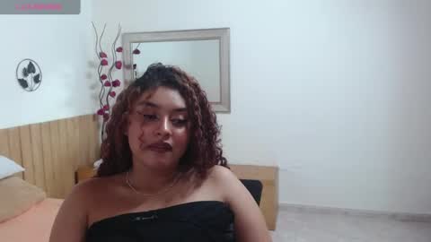 Snapshot of alis_montiel chatting on 06/11/26, 04:54 alis_montiel online show from 06/11/26, 04:54