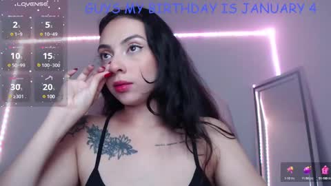 Alejandra online show from 12/30/24, 08:54