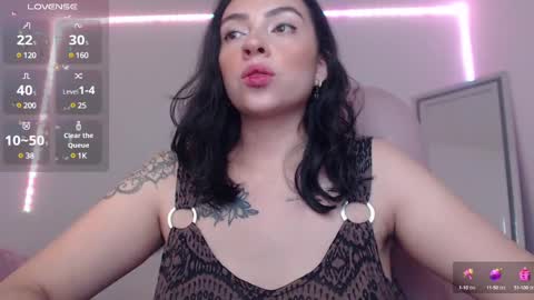 Alejandra online show from 01/30/25, 08:43