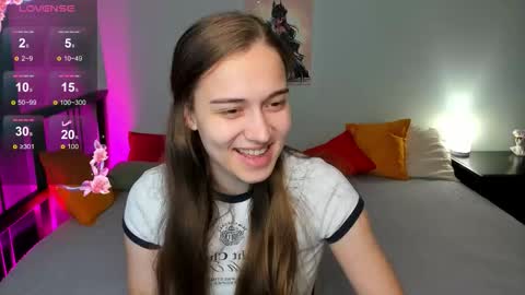 alisa__kelly online show from 10/18/25, 12:57