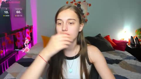 alisa__kelly online show from 10/30/25, 01:18