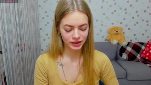 alisa_glamur online show from 01/08/25, 04:00