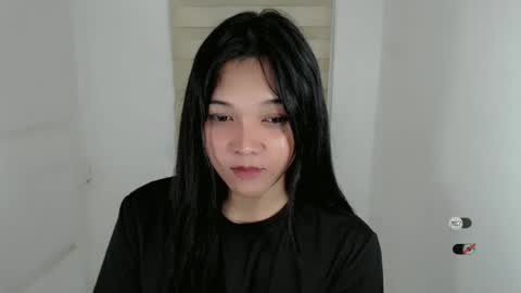 Shanti xhey online show from 12/11/24, 11:54