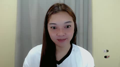 Shanti xhey online show from 02/15/25, 09:49