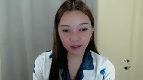 Shanti xhey online show from 02/19/25, 01:17