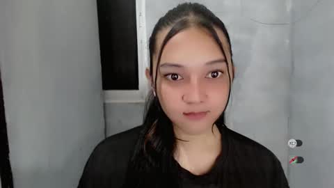 Snapshot of alisa_kiss_ chatting on 10/25/25, 07:19 Shanti xhey online show from 10/25/25, 07:19