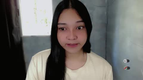 Snapshot of alisa_kiss_ chatting on 10/31/25, 01:39 Shanti xhey online show from 10/31/25, 01:39