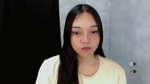 Snapshot of alisa_kiss_ chatting on 11/02/25, 04:09 Shanti xhey online show from 11/02/25, 04:09