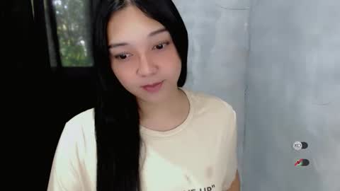 Snapshot of alisa_kiss_ chatting on 11/06/25, 03:51 Shanti xhey online show from 11/06/25, 03:51