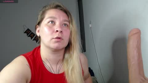 Snapshot of alisa_u chatting on 11/02/25, 11:07 alisa_u online show from 11/02/25, 11:07