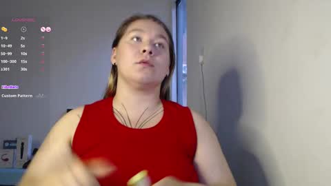 Snapshot of alisa_u chatting on 11/07/25, 09:15 alisa_u online show from 11/07/25, 09:15