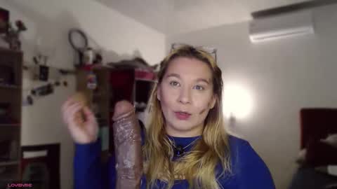 alisa_u online show from 06/01/26, 09:49