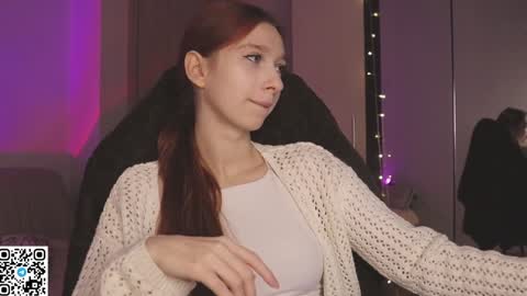 Alice                                   Fansly Alisa01 online show from 02/06/25, 03:27