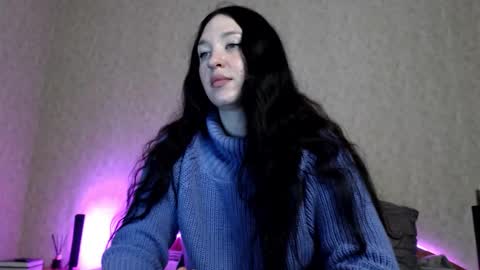 Snapshot of alisaadoll chatting on 10/22/25, 01:44 alisaadoll online show from 10/22/25, 01:44