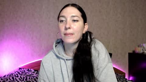 Snapshot of alisaadoll chatting on 10/30/25, 01:23 alisaadoll online show from 10/30/25, 01:23