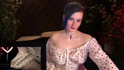 Snapshot of alisagrace chatting on 05/13/26, 01:08 alisagrace online show from 05/13/26, 01:08