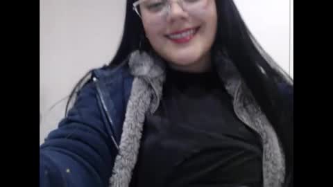 alisha_9997 online show from 11/21/25, 07:56