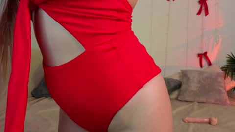 Snapshot of alisha_g chatting on 05/31/26, 09:05 July online show from 05/31/26, 09:05