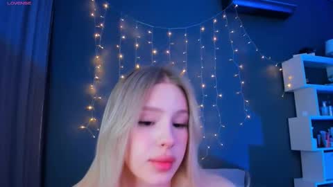 Alisha online show from 03/02/25, 09:54