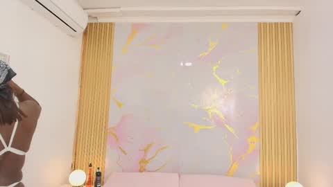 Alisha online show from 10/13/25, 12:16