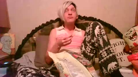 Alisha online show from 10/15/25, 04:12