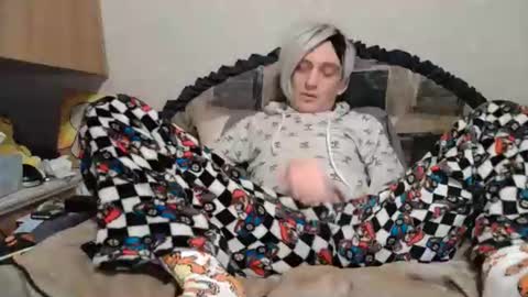 Alisha online show from 11/10/25, 03:05