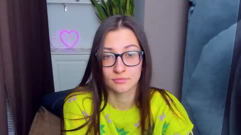 Alina online show from 12/12/24, 02:11