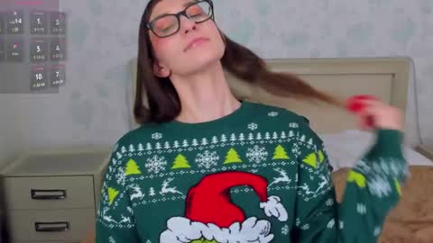 Alina online show from 12/15/24, 10:50